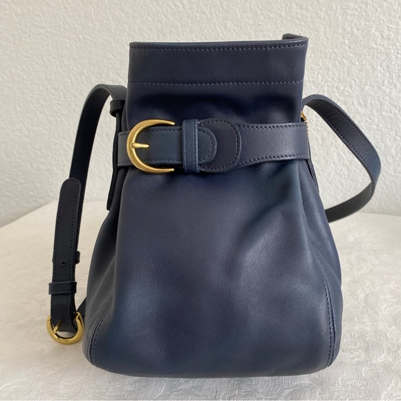 Coach Bags Vintage Coach Navy Leather Bucket Crossbody Bag Poshmark